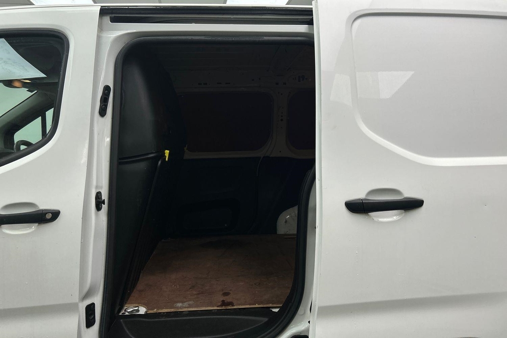 Citroen Berlingo 1.5 Bluehdi Flair M Mpv Eat Euro 6 Ss Green #17