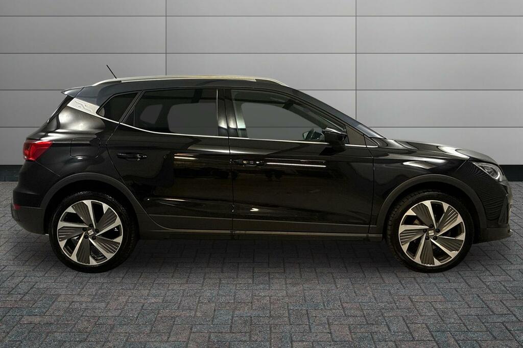 Seat Arona 1.0 Tsi 110 Fr Sport Black #4
