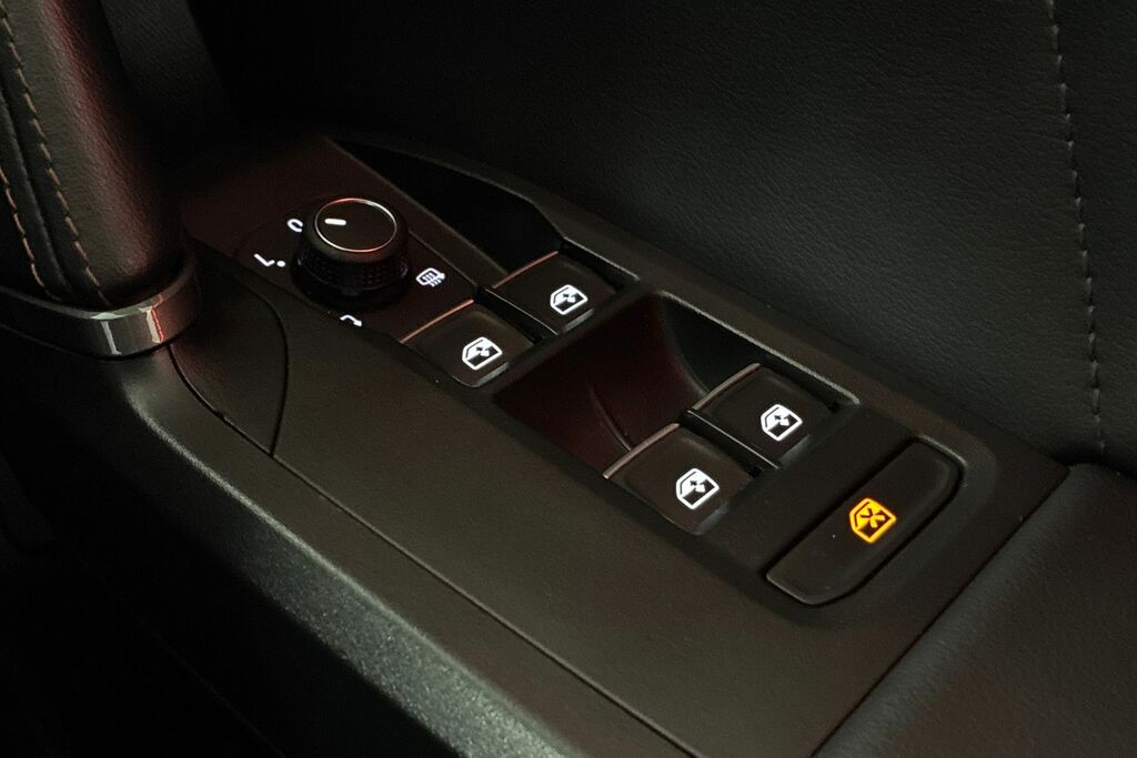 Cupra Leon Vz3 2.0 Tsi 310 7-Speed Silver #29
