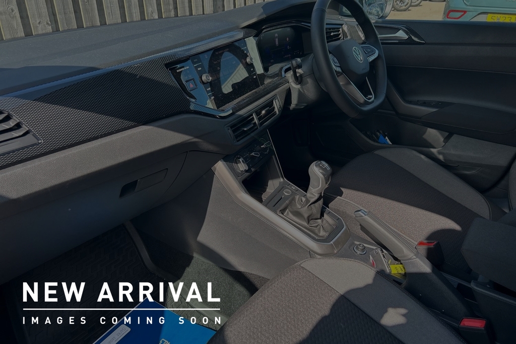 Volkswagen Taigo 1.0 Tsi Match Silver #2