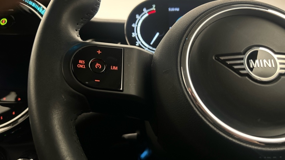 Mini Hatch 1.4 One  #17