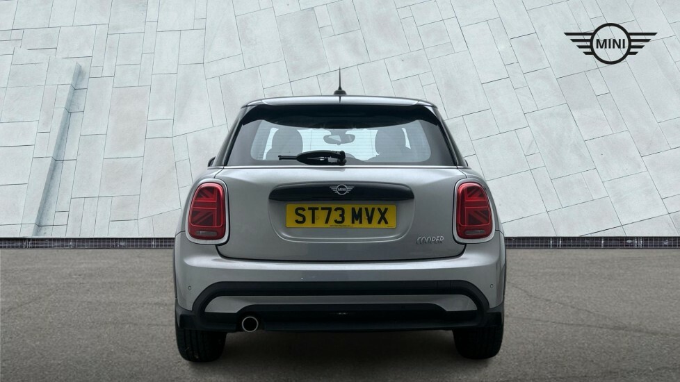Mini Hatch 1.4 One  #15
