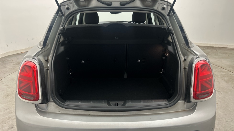 Mini Hatch 1.4 One  #13