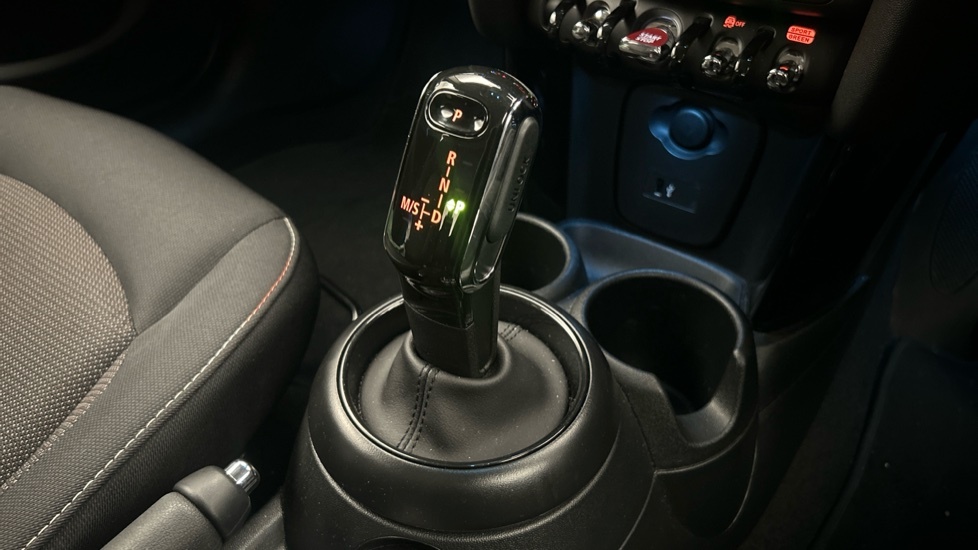 Mini Hatch 1.4 One  #10