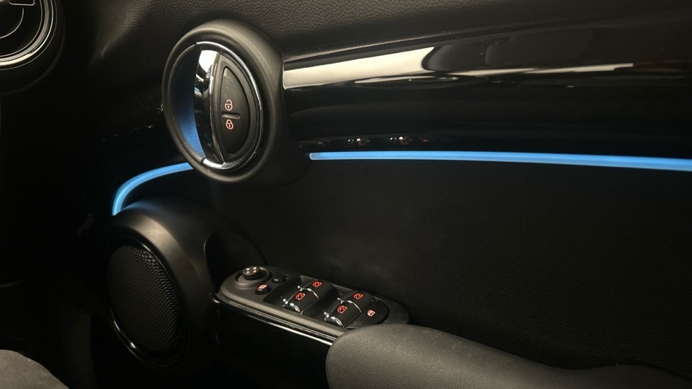 Mini Hatch 1.4 One  #20