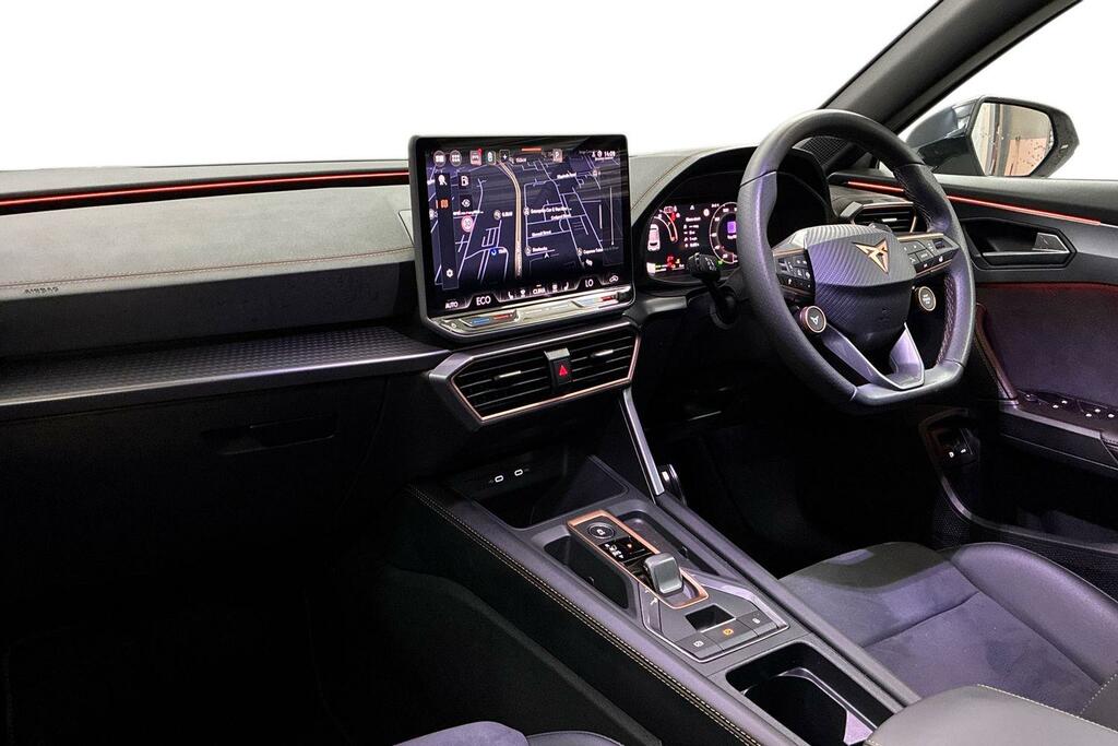 Cupra Formentor 1.5 Ehybrid 204 V2 Dsg ST75PLX White #2