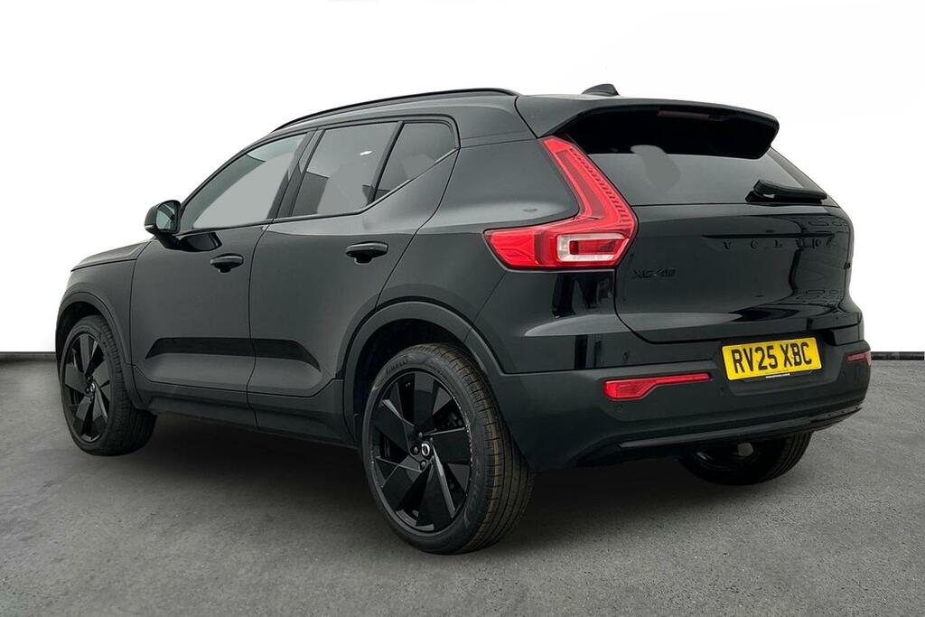 Volvo XC40 Black Edition Plus, B3 Mild Hybrid, RV25XBC Black #3