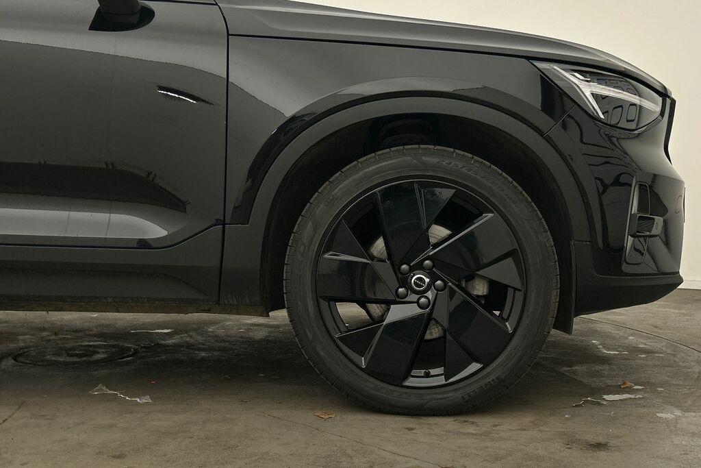 Volvo XC40 Black Edition Plus, B3 Mild Hybrid, RV25XBC Black #5