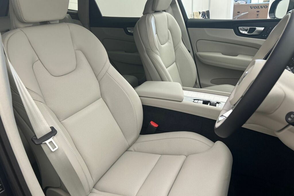Volvo XC60 Ultra, T8 Awd Plug-in Hybrid, Dar Black #29