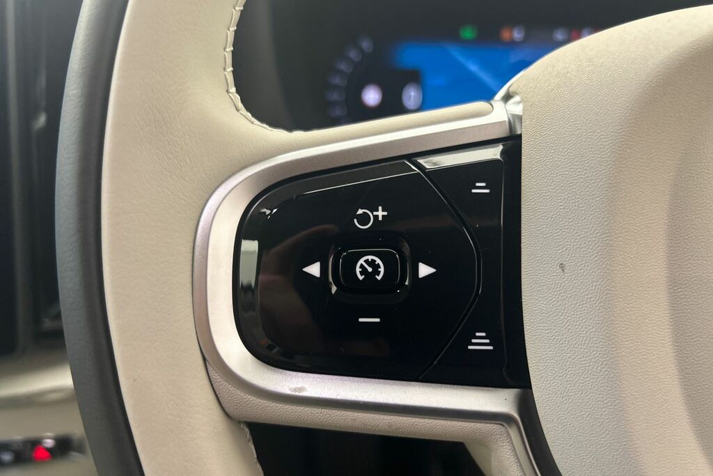 Volvo XC60 Ultra, T8 Awd Plug-in Hybrid, Dar Black #11
