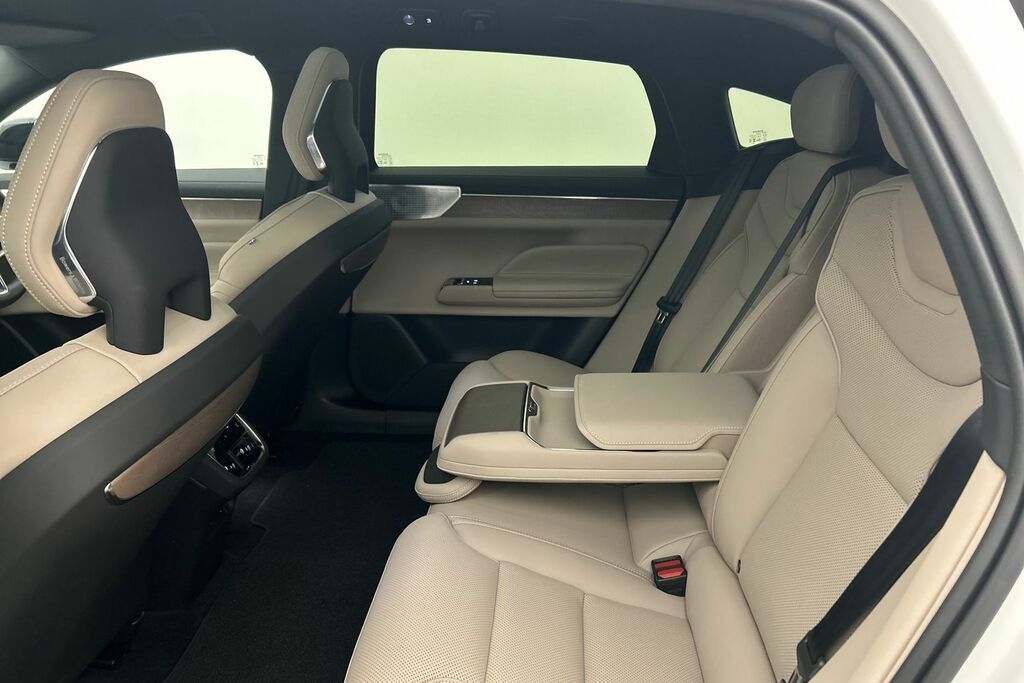 Volvo ES90 Single Motor Extended Range 329Bhp Ultra - Fron White #17