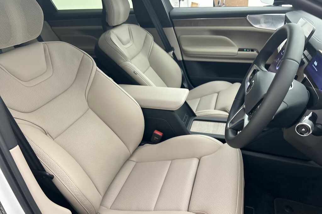 Volvo ES90 Single Motor Extended Range 329Bhp Ultra - Fron White #31