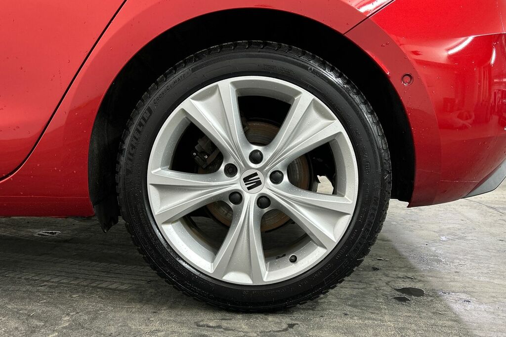 Seat Leon 1.0 Etsi Fr Dsg Red #5