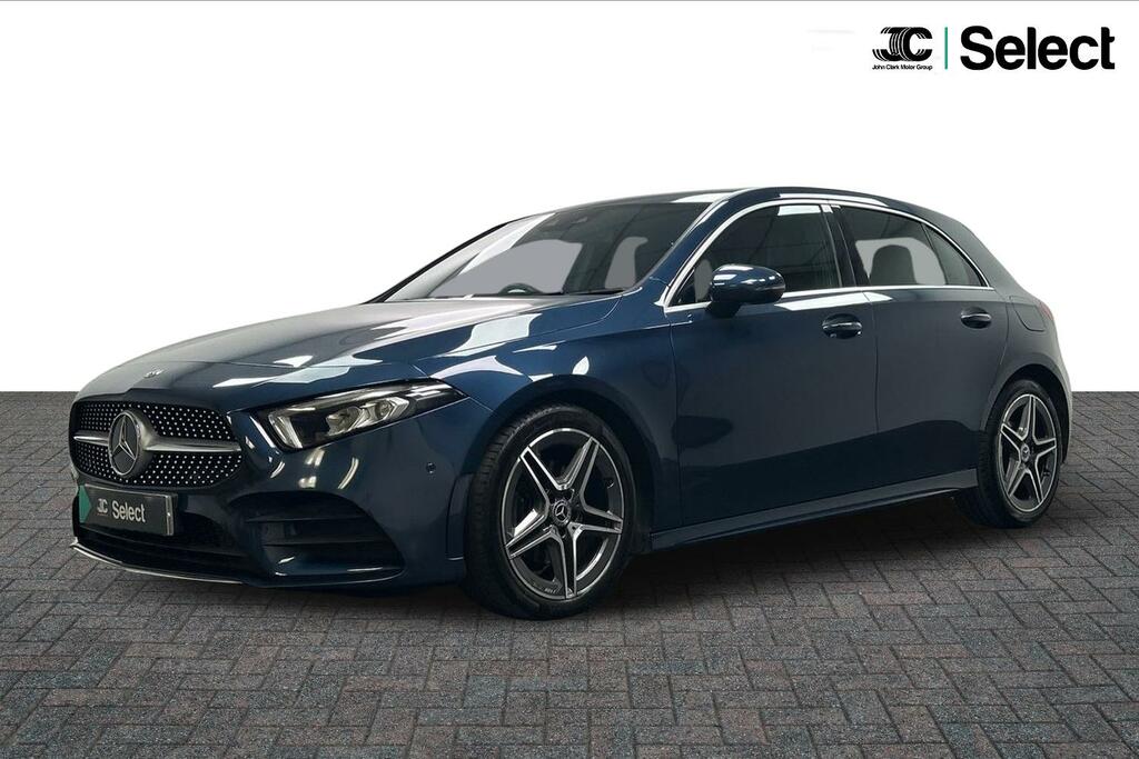 Mercedes-Benz A Class 1.3 A180 Amg Line Executive 7G-dct Euro 6 Ss Blue #3