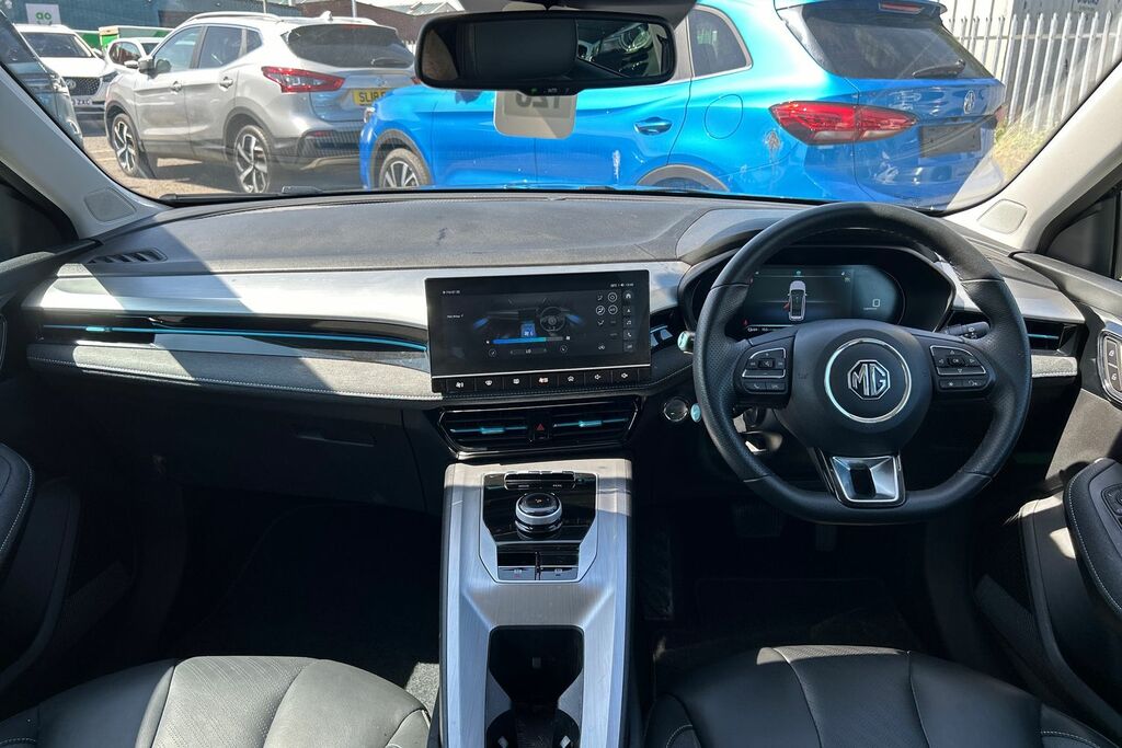 MG MG5 61.1Kwh Trophy Long Range Black #5