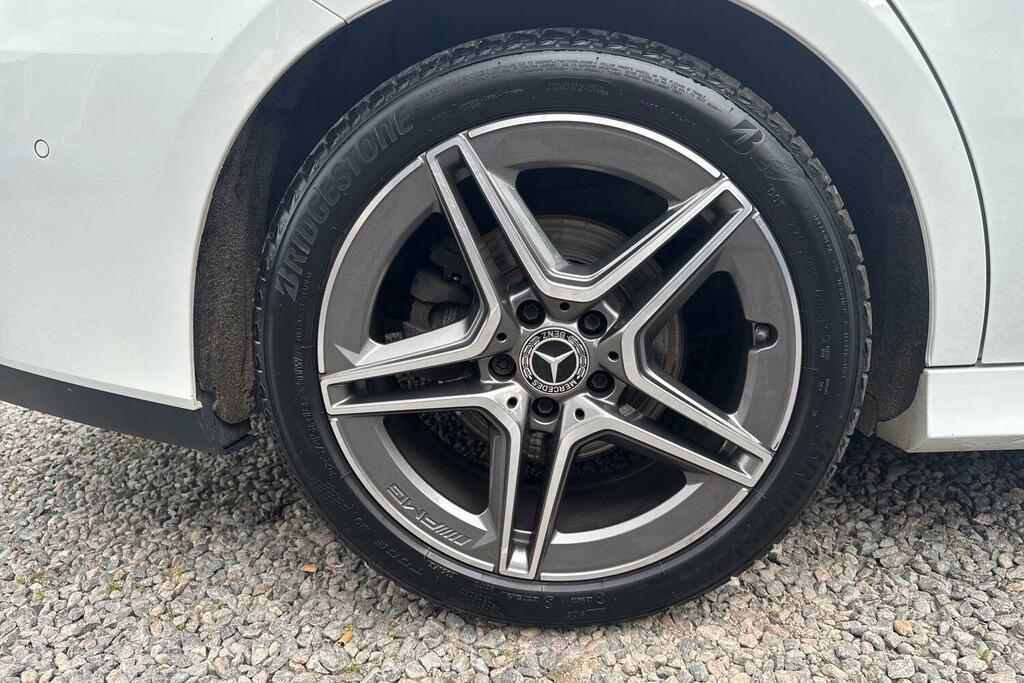 Mercedes-Benz CLA Class Mercedes-benz Cla Amg Shooting Brake Cla 35 Premiu White #15