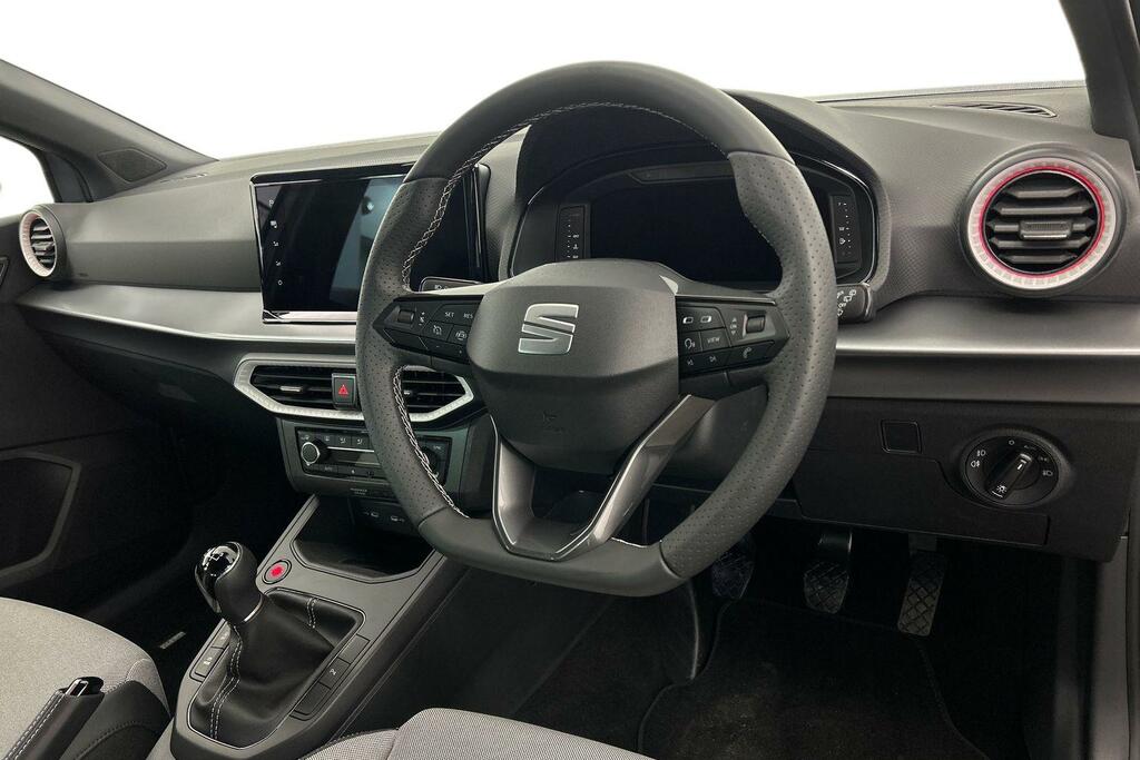 Seat Ibiza 1.0 Tsi 95 Fr Sport Grey #6