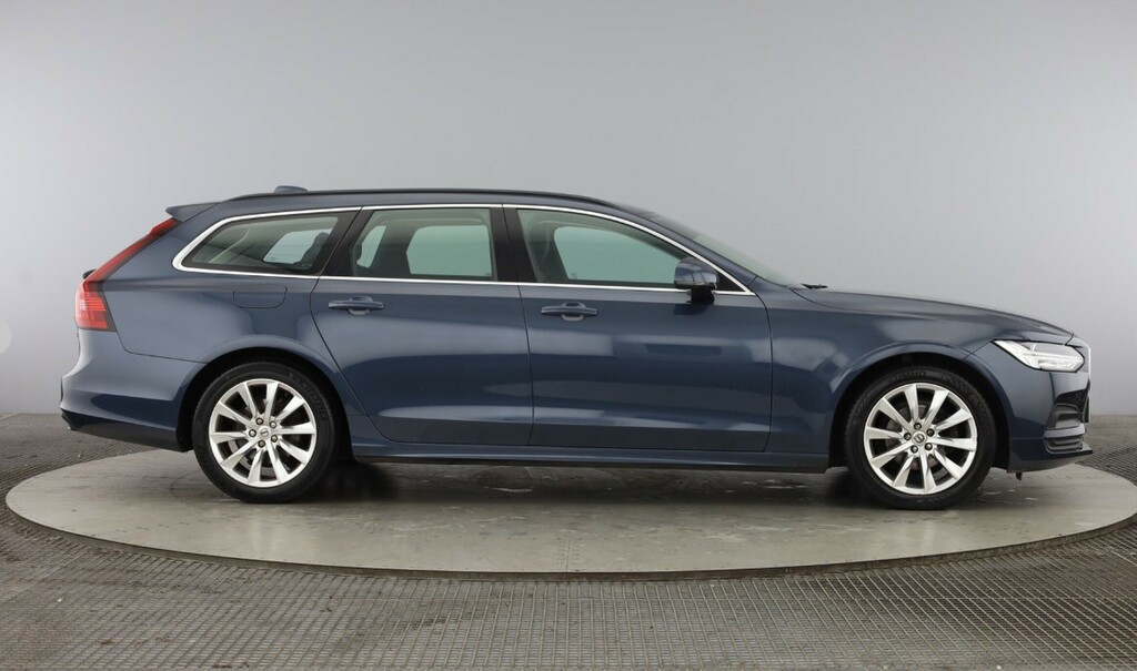 Volvo V90 Momentum, B4 Mild Hybrid Blue #2