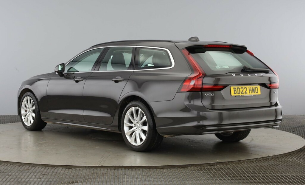 Volvo V90 Momentum, B4 Mild Hybrid Grey #3