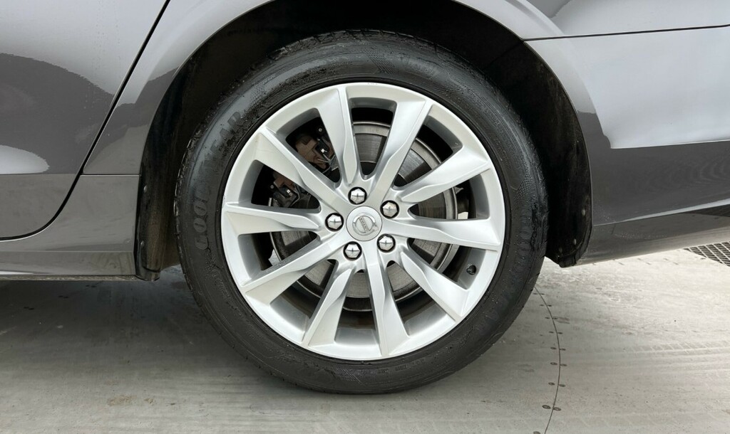 Volvo V90 Momentum, B4 Mild Hybrid Grey #4