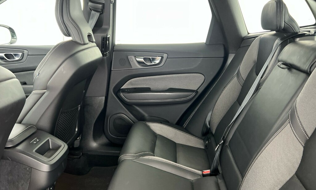 Volvo XC60 Recharge Inscription Pro, T8 Awd Plug-in Hybrid R Black #7