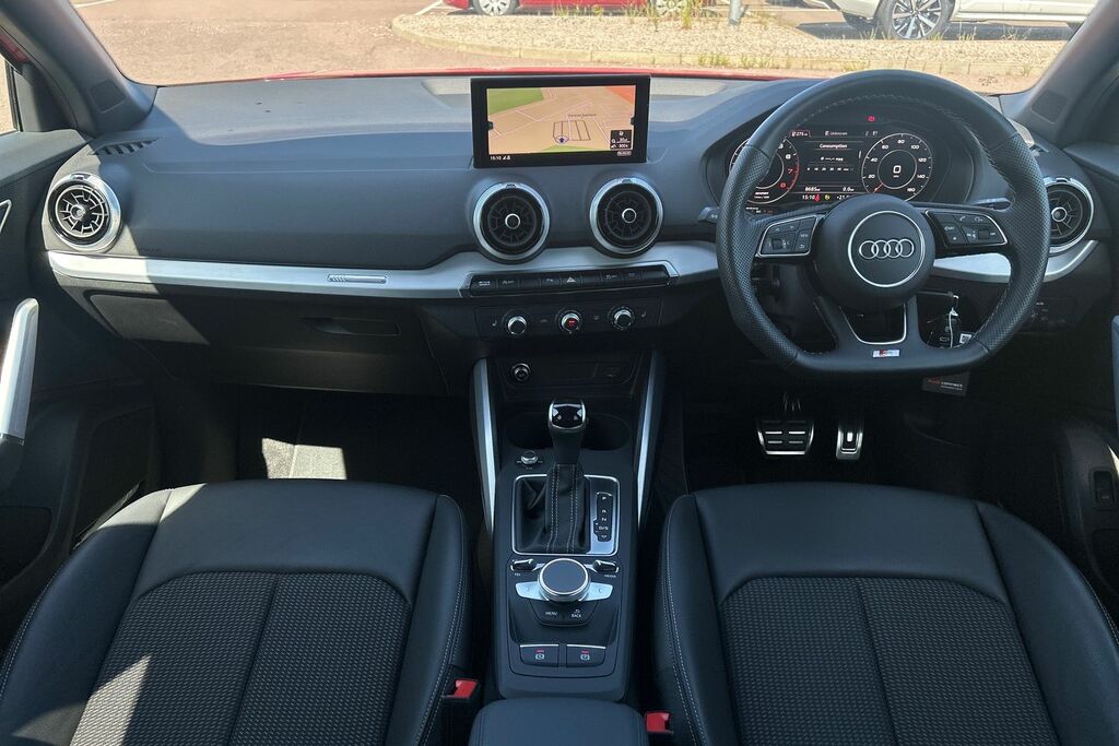 Audi Q2 #10
