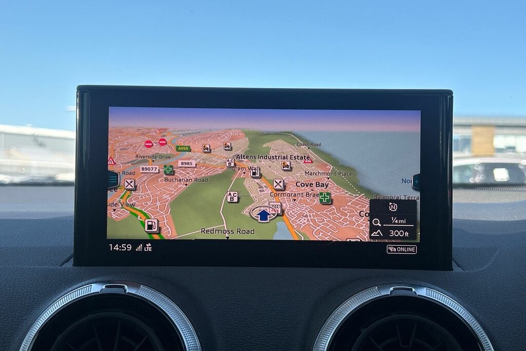 Audi Q2 #12