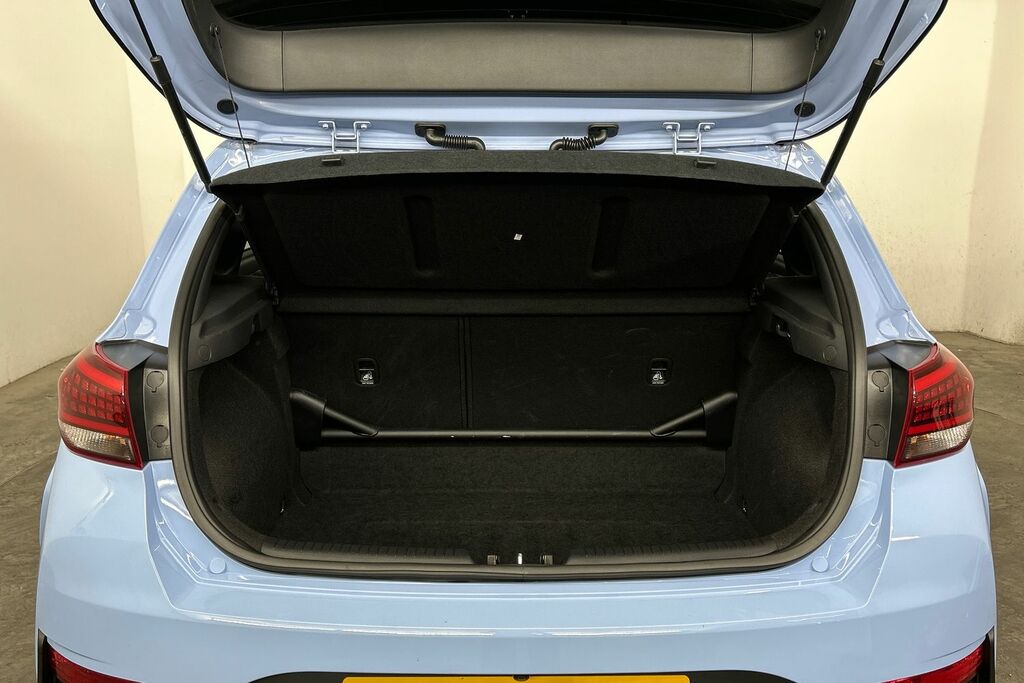 Hyundai I30 1.0 T-gdi Mhev Premium Tourer Hybrid Ma White #11