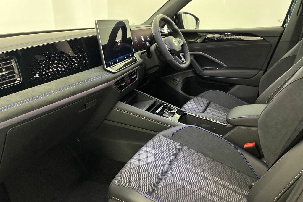 Volkswagen Tiguan 1.5 Etsi 150 Black Edition Dsg Blue #2