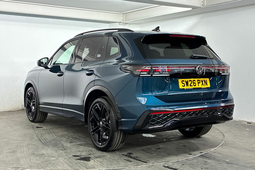 Volkswagen Tiguan 1.5 Etsi 150 Black Edition Dsg Blue #3