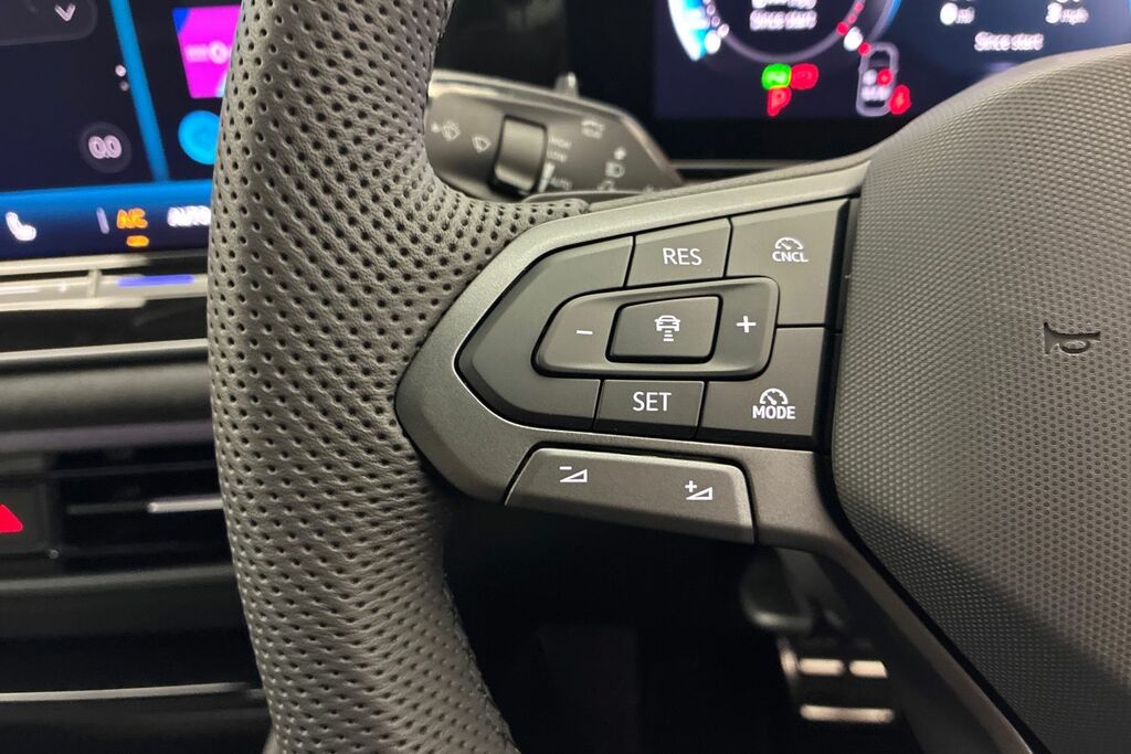 Volkswagen Tiguan R-line 1.5 Etsi 150 Ps 7-Speed Dsg Blue #14
