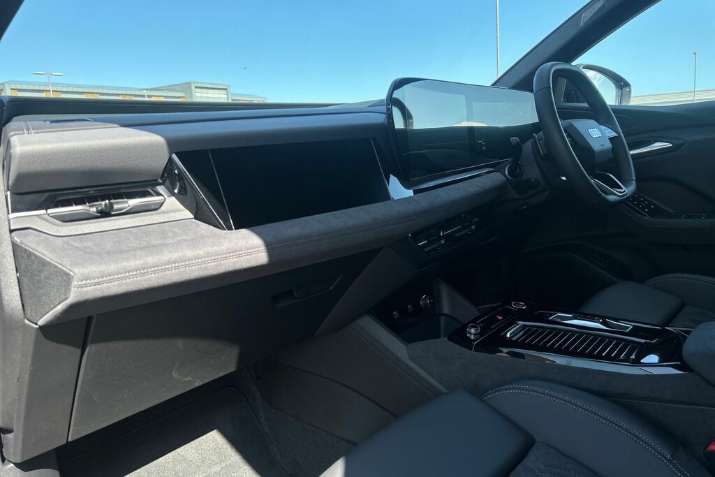 Audi Q6 E-Tron Q6 Sportback Edition 1 E-tron Quattro 285,00 Kw Grey #2