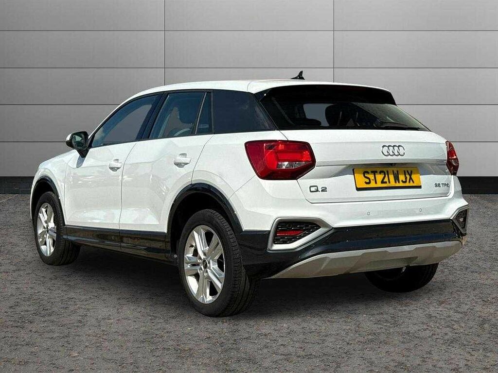 Audi Q2 Sport 35 Tfsi 150 Ps 6-Speed White #3