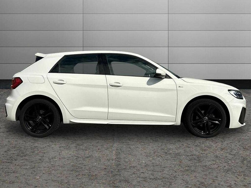 Audi A1 S Line 25 Tfsi 95 Ps 5-Speed BG70UYB White #4