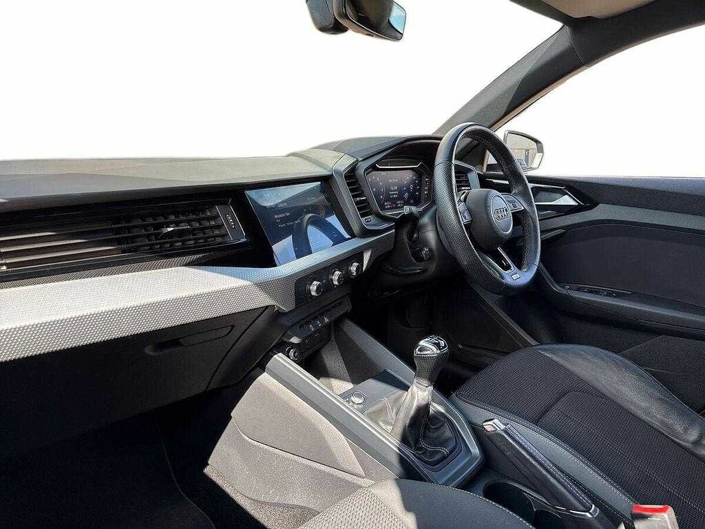 Audi A1 S Line 25 Tfsi 95 Ps 5-Speed BG70UYB White #2