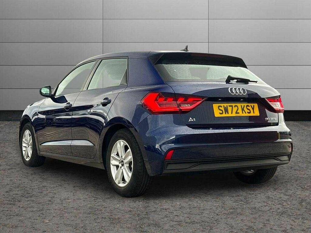 Audi A1 Technik 30 Tfsi 110 Ps 6-Speed Blue #3