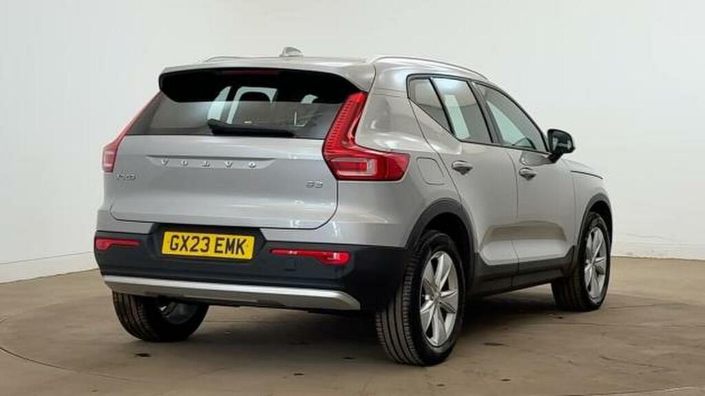 Volvo XC40 Core, B3 Mild Hybrid, Silver #3