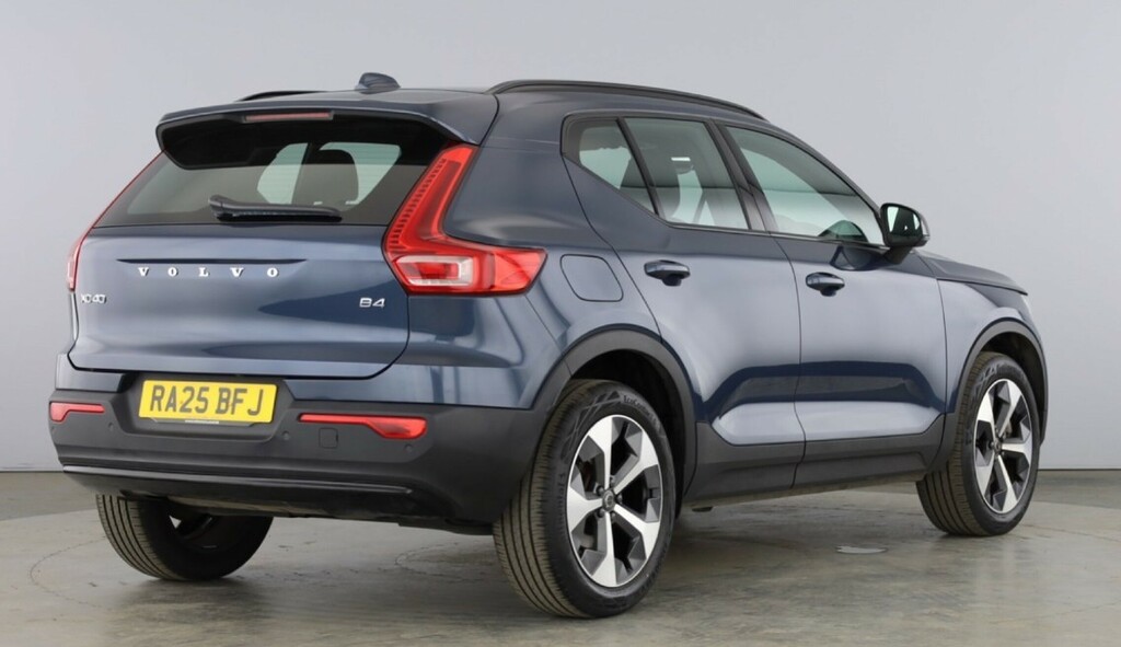 Volvo XC40 Plus, B4 Mild Hybrid, Dark Blue #3