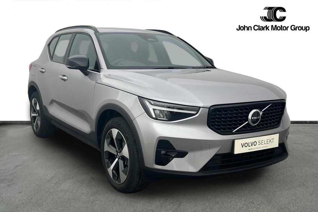 Volvo XC40 Plus, B3 Mild Hybrid, Dark Silver