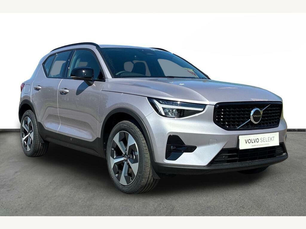 Volvo XC40 Plus, B3 Mild Hybrid, Dark Silver