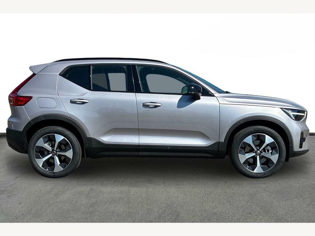 Volvo XC40 Plus, B3 Mild Hybrid, Dark ST26PLN Silver #3