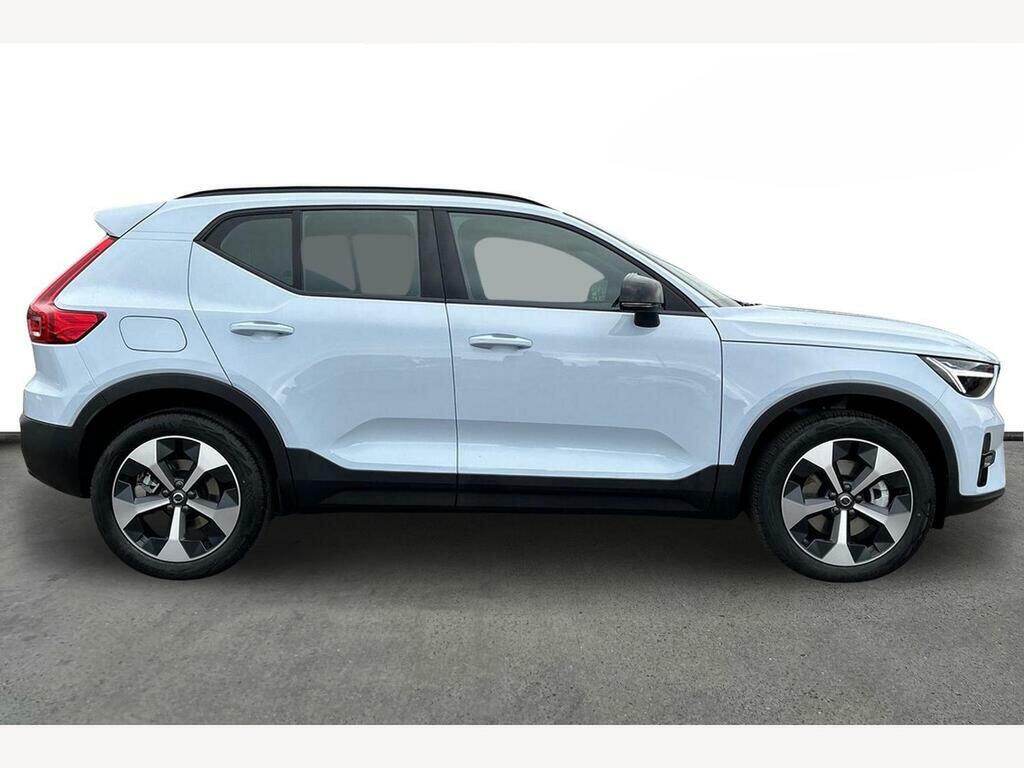 Volvo XC40 Plus, B3 Mild Hybrid, Dark SR26DYG Blue #3