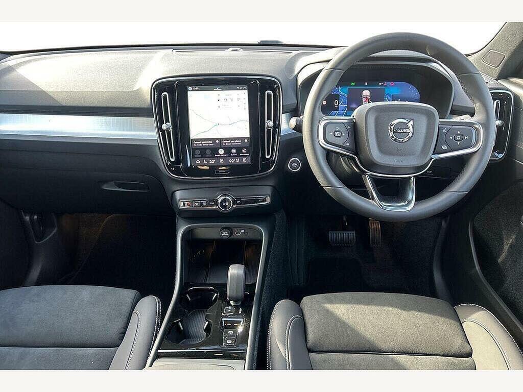 Volvo XC40 Plus, B3 Mild Hybrid, Dark ST26ASU White #6