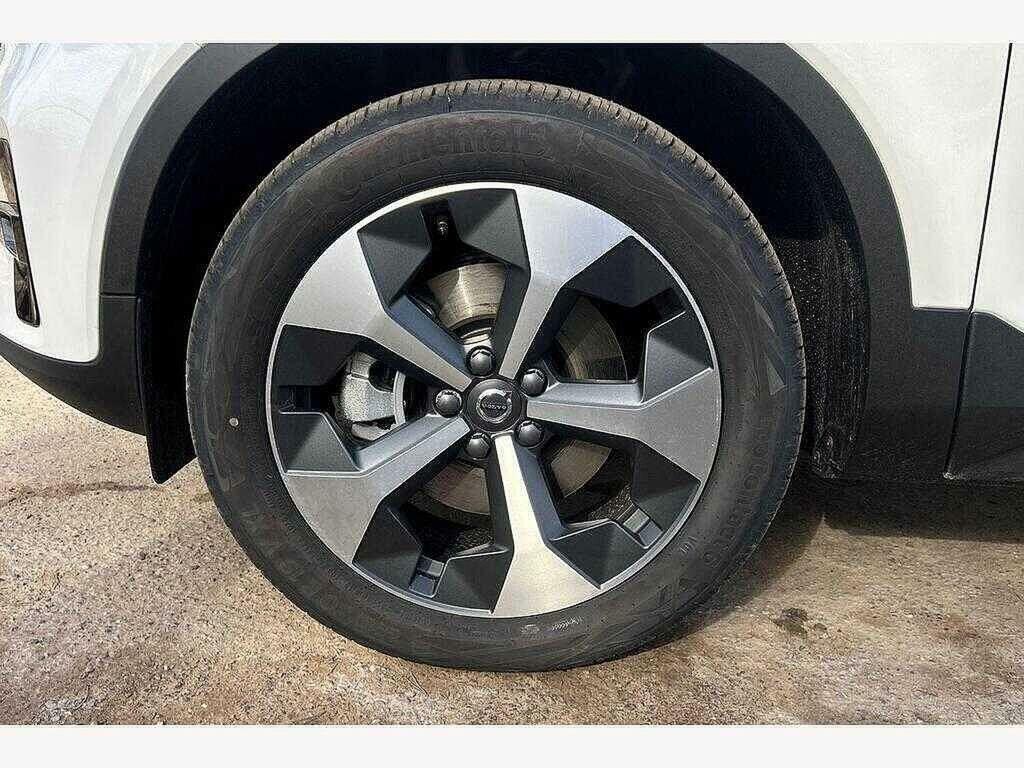 Volvo XC40 Plus, B3 Mild Hybrid, Dark ST26ASU White #5
