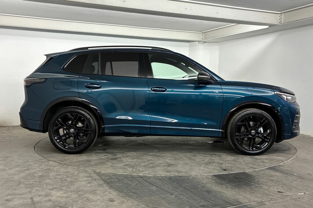 Volkswagen Tiguan 1.5 Etsi 150 Black Edition Dsg Blue #4