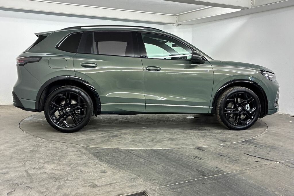 Volkswagen Tiguan 2.0 Tdi Black Edition Dsg Green #4