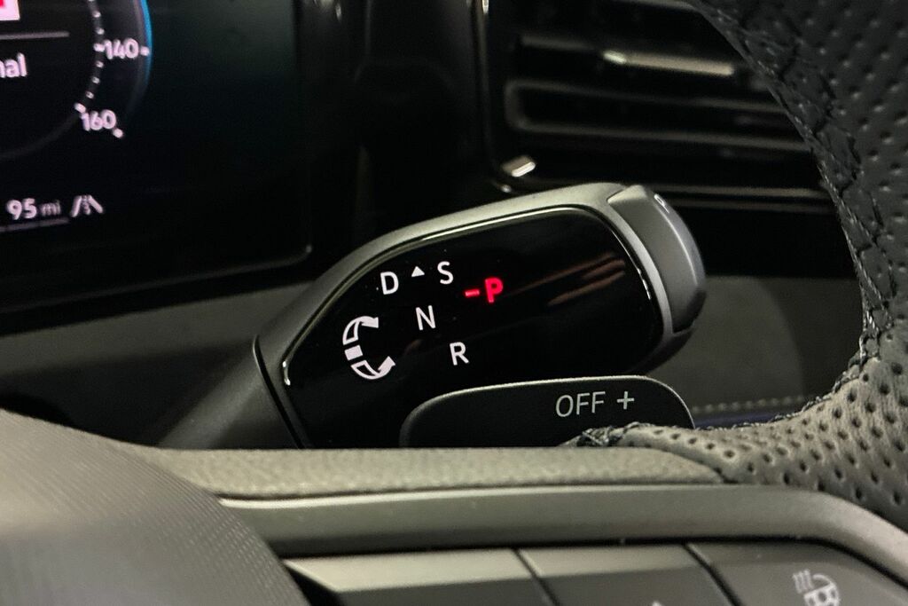 Volkswagen Tiguan 1.5 Etsi Mhev R-line Suv Hybrid Dsg 15 Blue #17