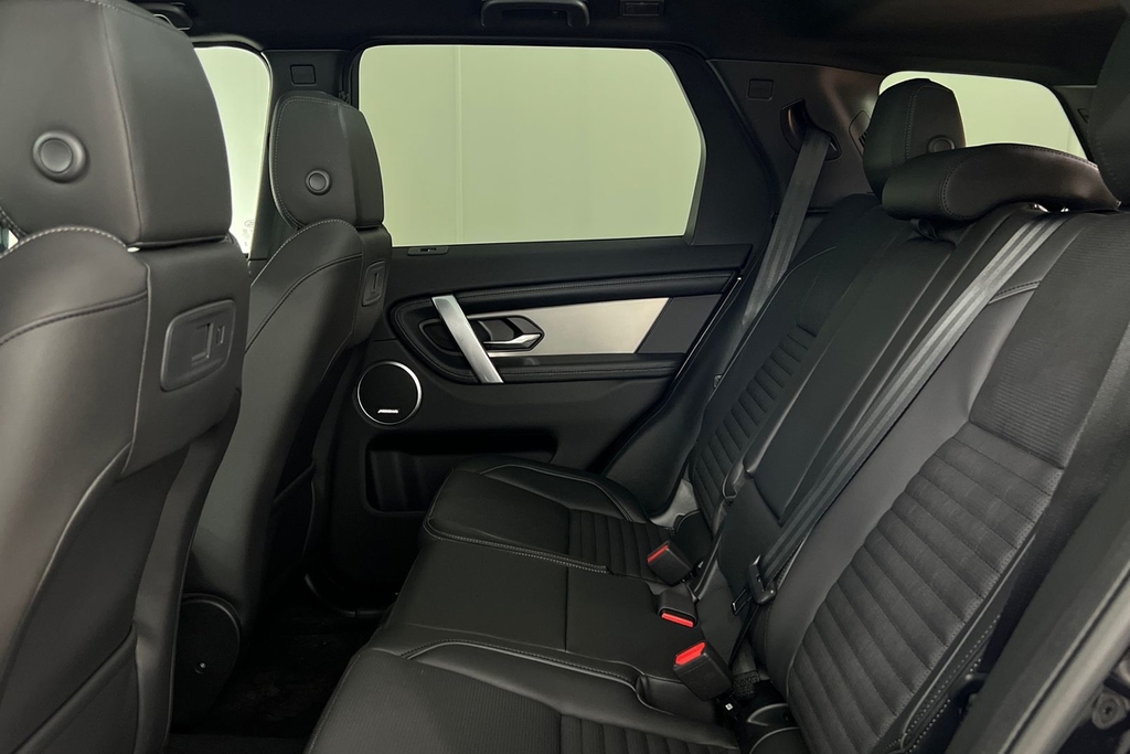Land Rover Discovery Sport Discovery Sport 1.5 P270e Metropolitan 5 Black #4