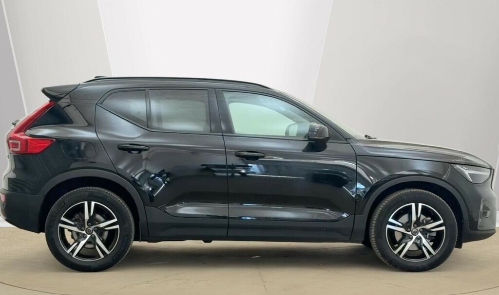 Volvo XC40 Plus, B3 Mild Hybrid, Dark Black #2
