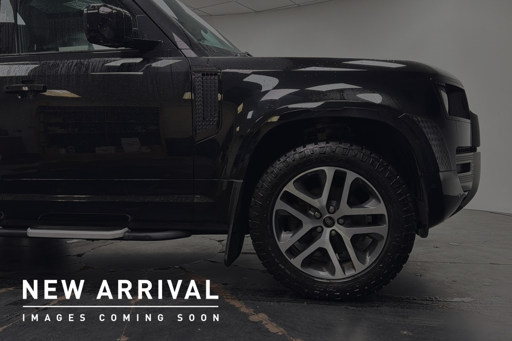 Land Rover Defender 110 D250 Xs Edition Black #4